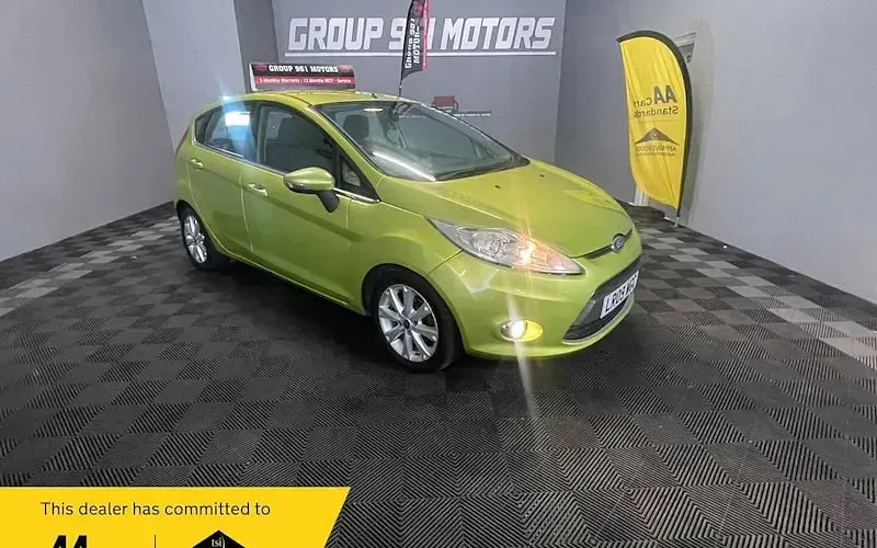 Used Ford Fiesta Zetec 97 HP (71 kW) 2012 Hatchback
