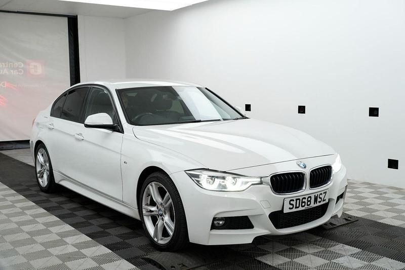White Used 2018 BMW 320 M Sport Sedan | £14,946 (Fair price) - Image 1/1