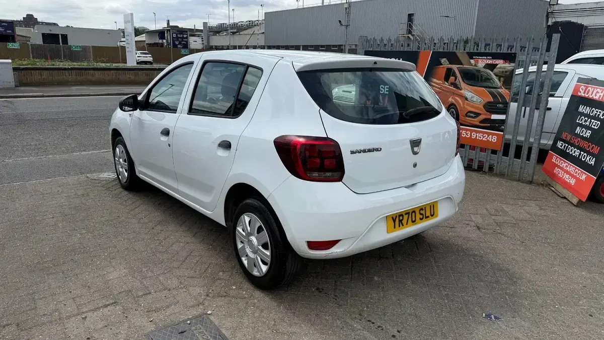 Used Dacia Sandero Essentiel 2020 White Hatchback