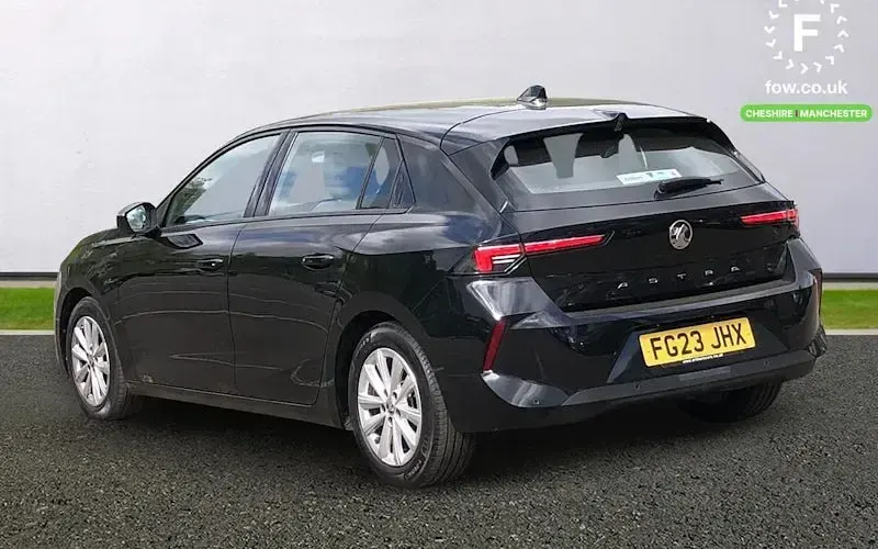 Usado Vauxhall Astra Design Edition 131 CV (96 kW) 2025 Utilitario