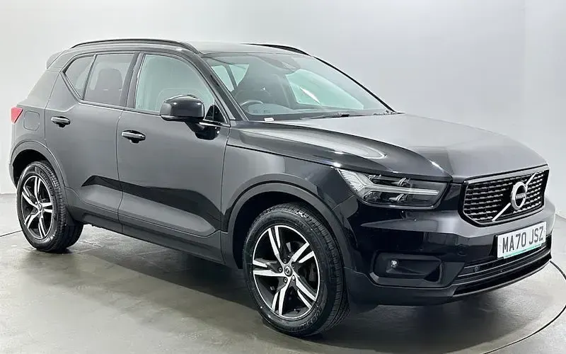 Used Volvo XC40 R-Design 163 HP (119 kW) 2020 SUV