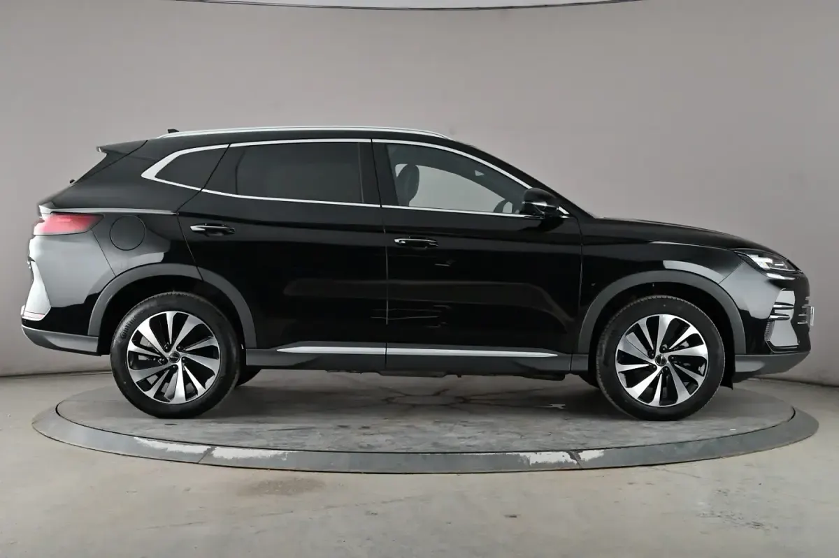 Used BYD Seal U Comfort 218 HP (160 kW) 2025 Black SUV