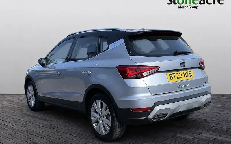 Used Seat Arona Xperience 110 HP (80 kW) 2023 Silver SUV