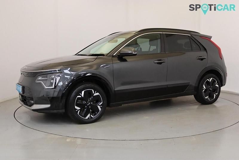 Used Kia e-Niro 147 kW (201 HP) 2023 Grey SUV