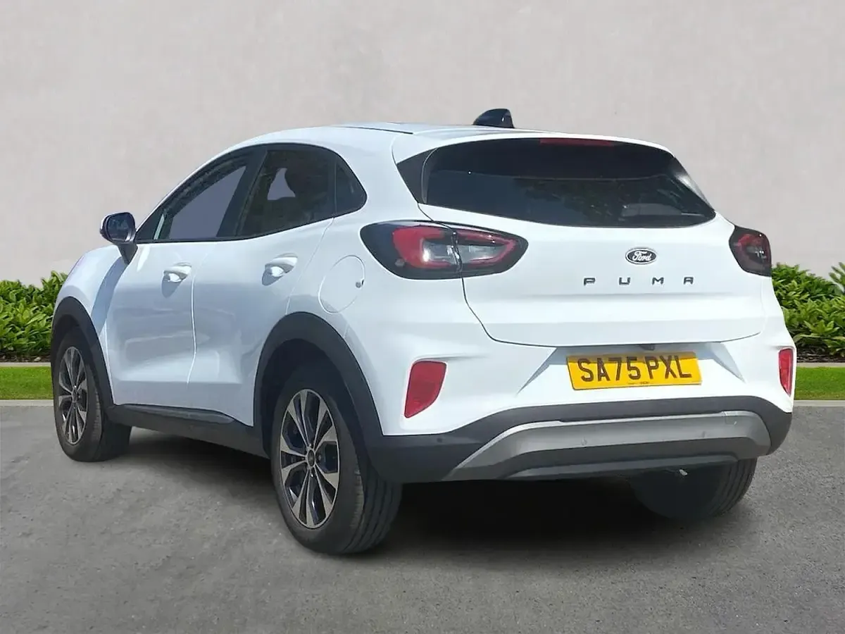 Used Ford Puma Titanium 125 HP (91 kW) 2025 White SUV