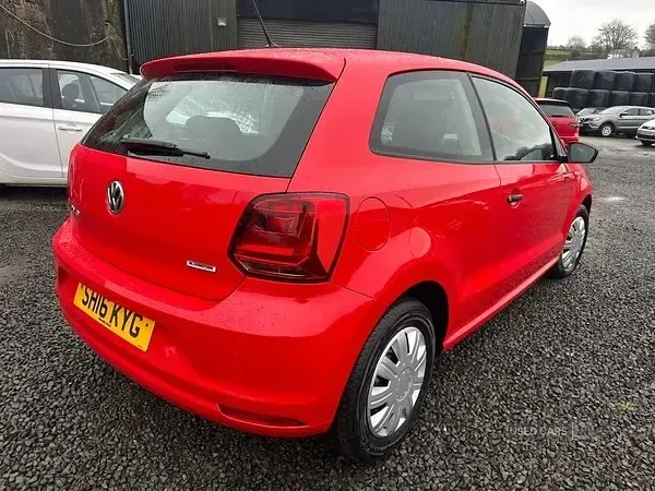 Używany VW Polo S 2016 Czerwony Hatchback