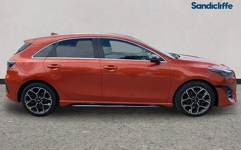 Used Kia Ceed GT-Line 160 HP (117 kW) 2022 Orange Hatchback