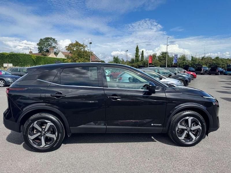 Used Nissan Qashqai N-Connecta 190 HP (139 kW) 2023 Black SUV