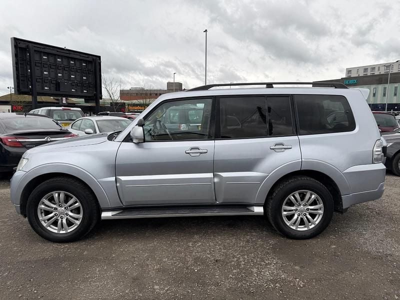 Used Mitsubishi Shogun 187 HP (137 kW) 2017 Silver SUV