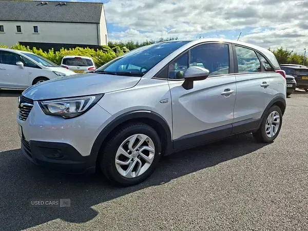 Used Vauxhall Crossland X 81 HP (59 kW) 2019 Silver SUV