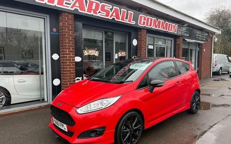 Usado Ford Fiesta ST-Line 140 HP (102 kW) 2017 Citadino