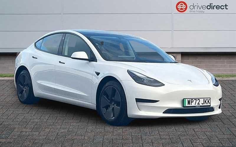 White Used 2022 Tesla Model 3 RWD Sedan | £18,750 (Fair price) - Image 1/4