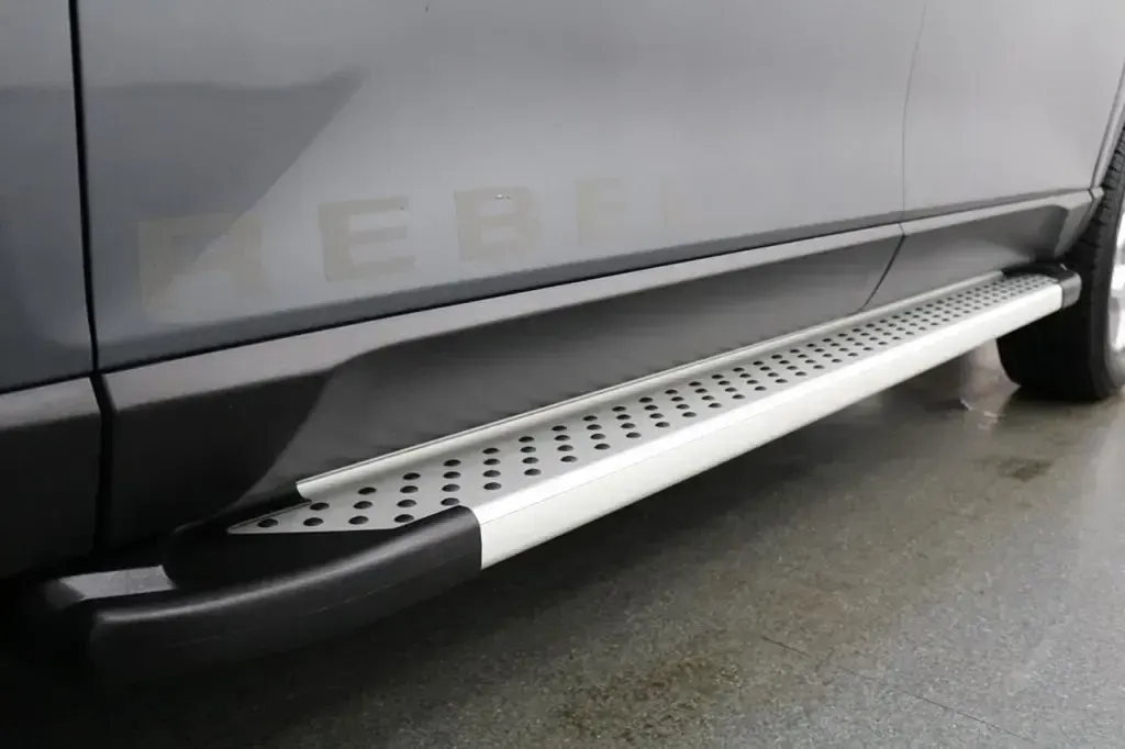 New KGM Musso 202 HP (148 kW) 2025 Grey Pickup