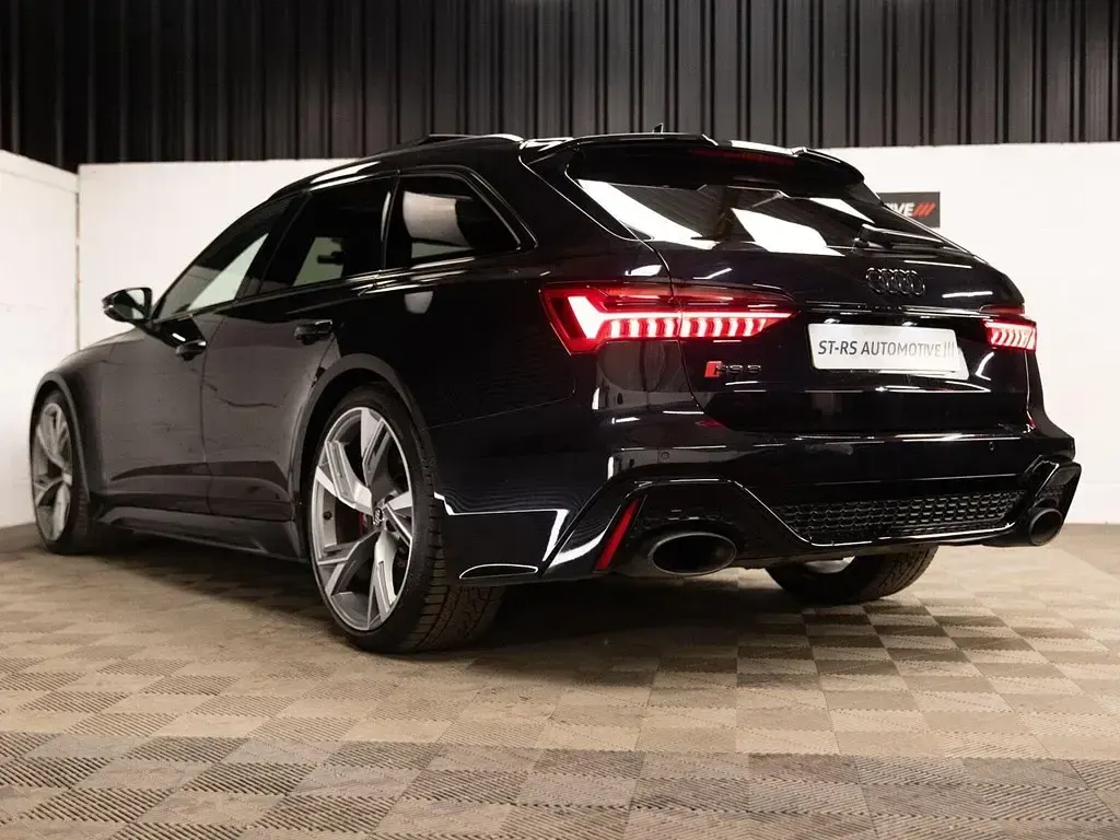 Begagnad Audi RS6 2020 Svart Kombi