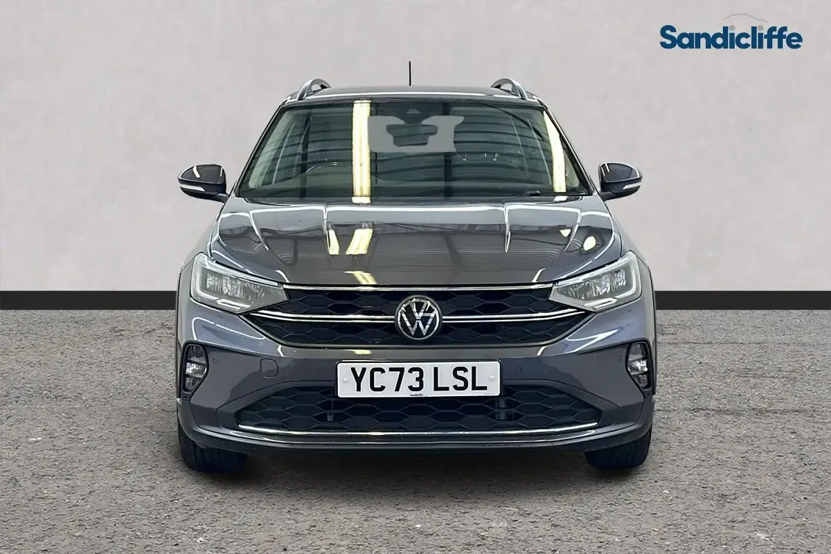 Used VW Taigo Life 95 HP (69 kW) 2023 Grey SUV