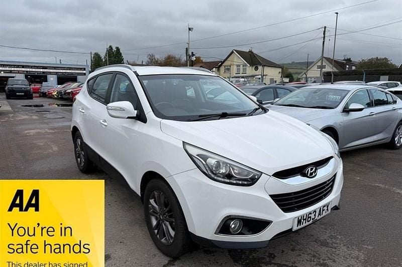 White Used 2014 Hyundai ix35 SE SUV | £3,995 (Good price) - Image 1/1