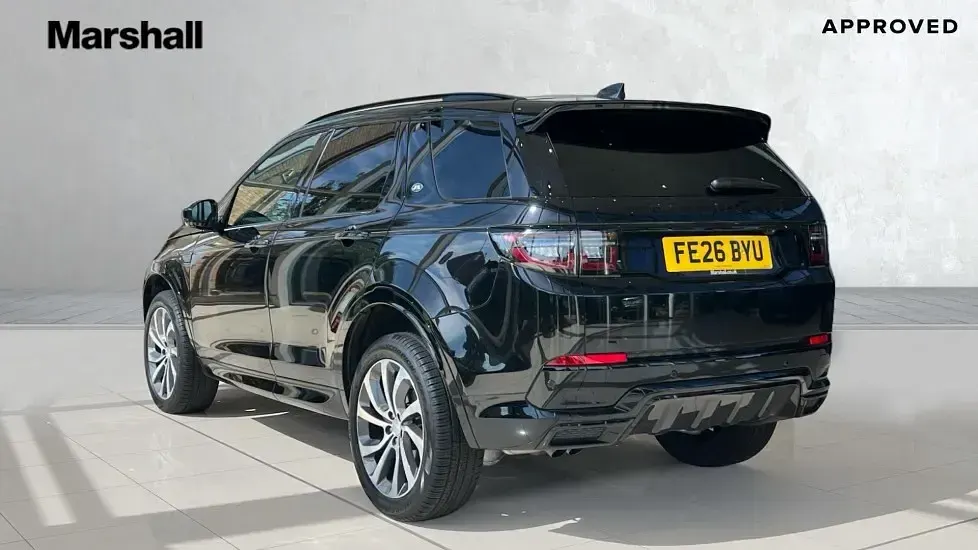 New Land Rover Discovery 5 SE Dynamic 163 HP (119 kW) 2026 Metallic  santorini black SUV