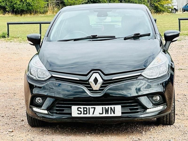 Used Renault Clio IV Dynamique 2017 Black Hatchback