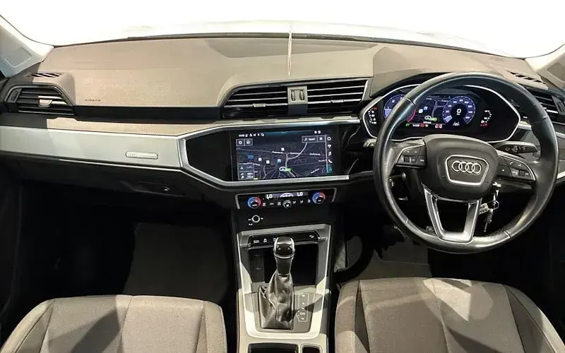 Used Audi Q3 Design 150 HP (110 kW) 2021 White SUV
