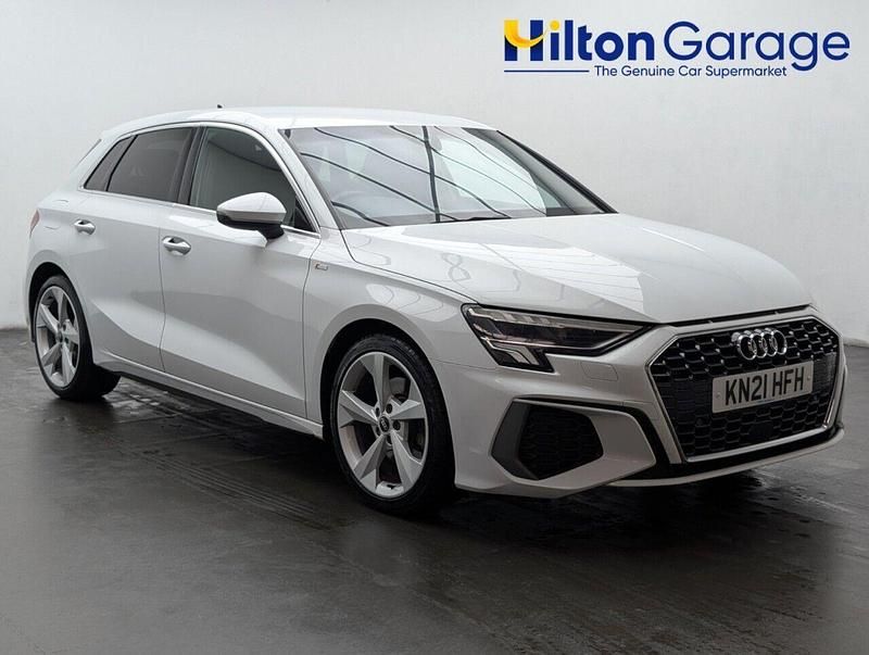Used Audi A3 Sportback S-Line 150 HP (110 kW) 2021 White Hatchback
