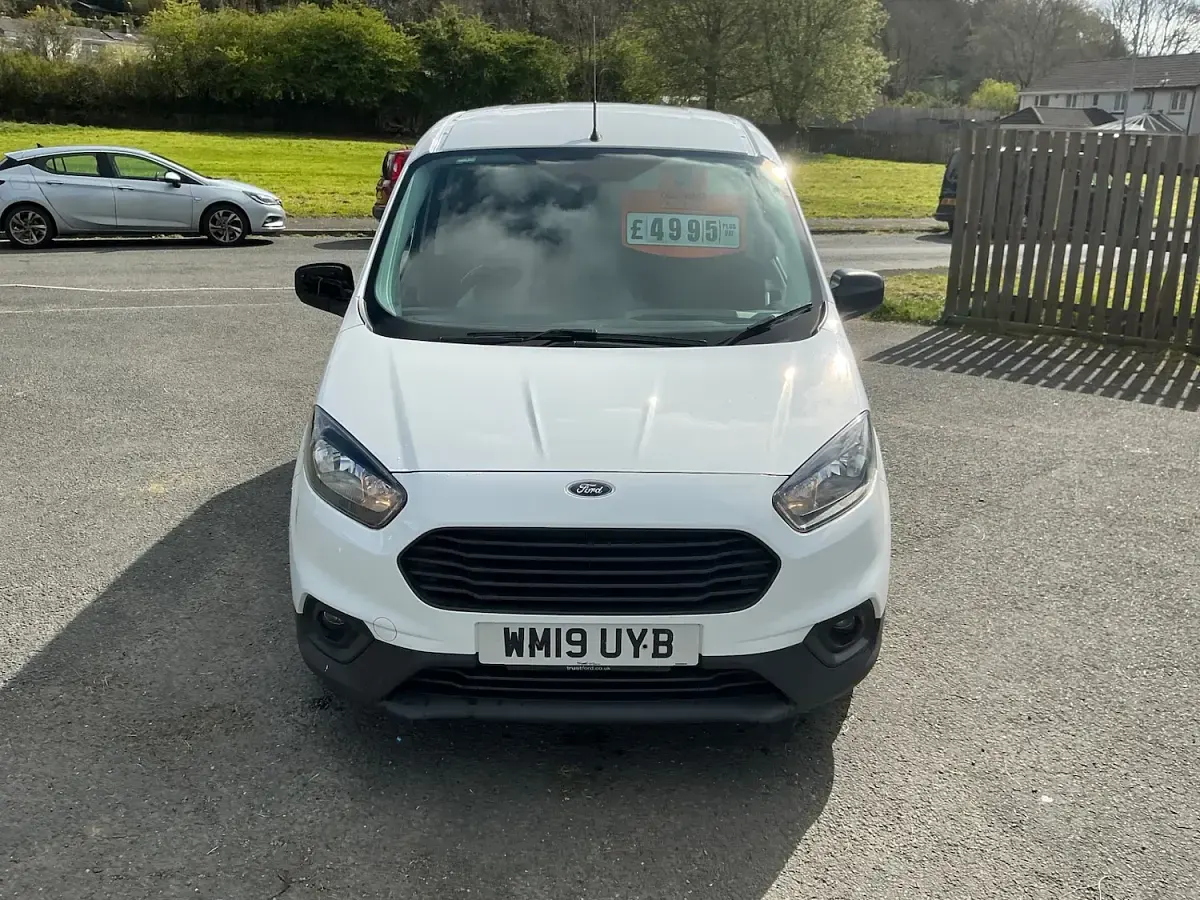 Used Ford Transit Trend 100 HP (73 kW) 2019 White Van