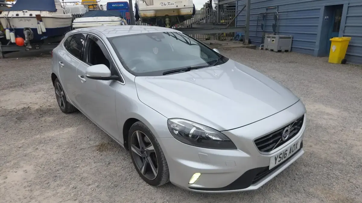 Used Volvo V40 R-Design 2016 Silver Hatchback