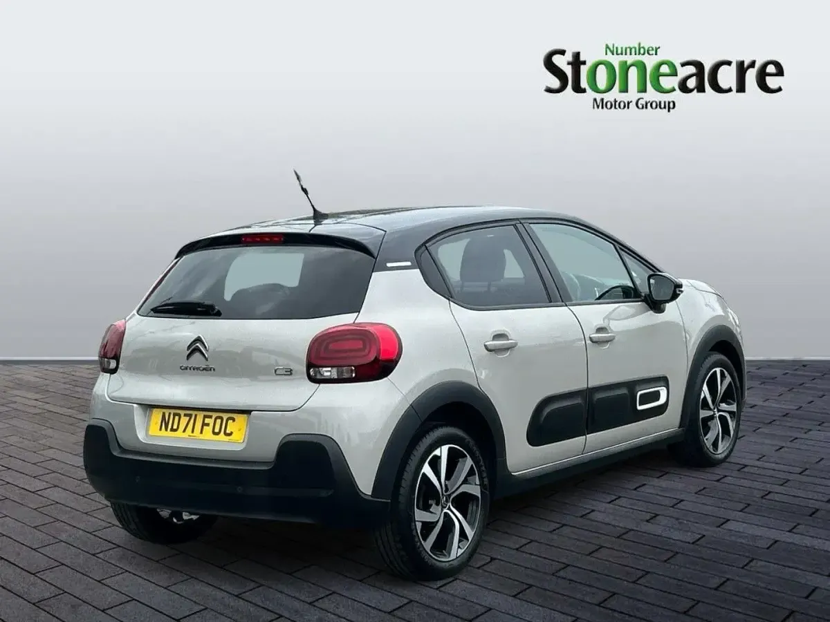 Used Citroën C3 PureTech 83 HP (61 kW) 2021 Beige Hatchback