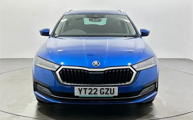 Gebraucht Skoda Octavia SE L 204 PS (150 kW) 2022 Blau Kombi