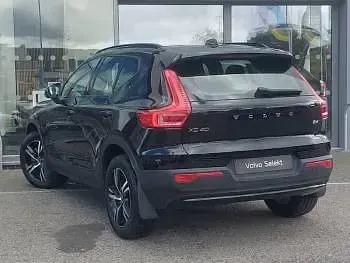 Used Volvo XC40 Plus 197 HP (144 kW) 2024 Black SUV
