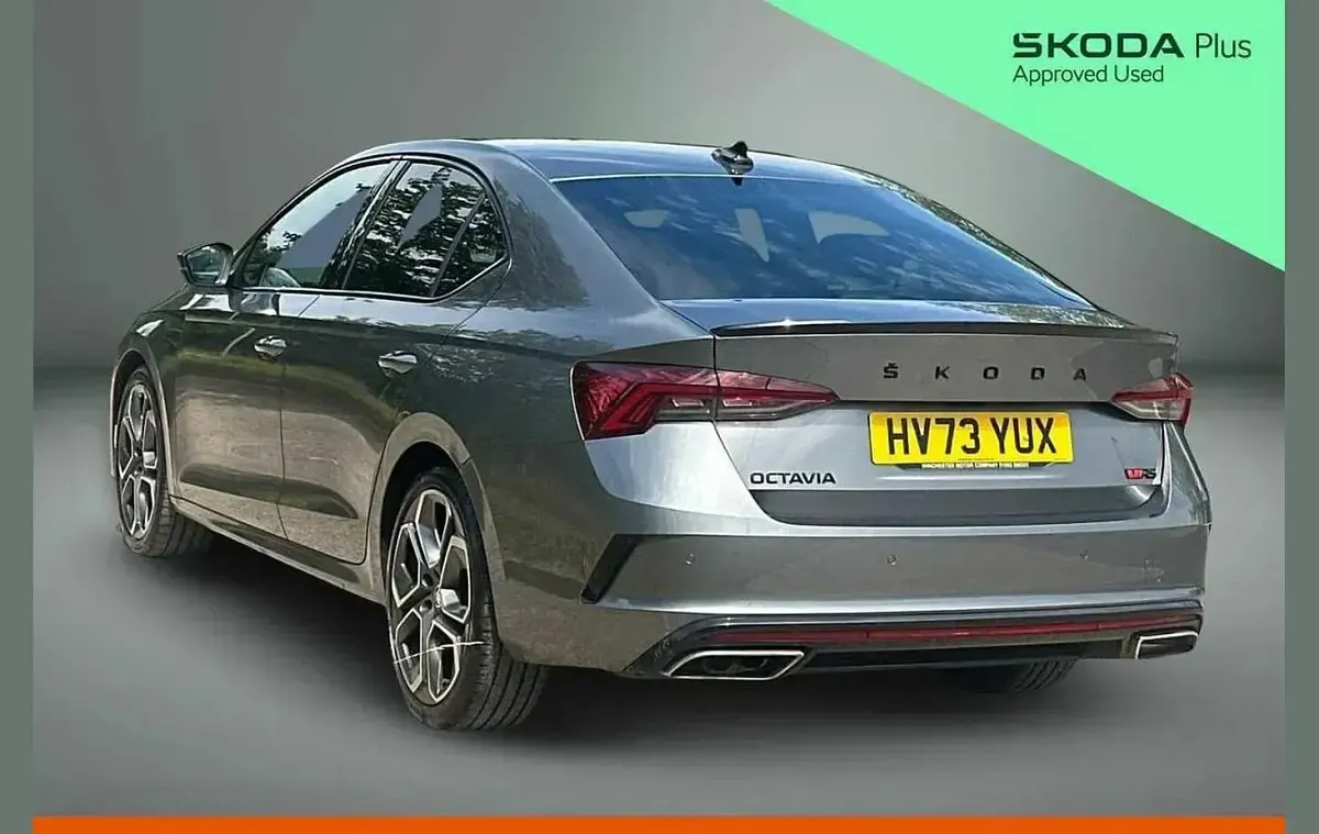 Used Skoda Octavia vRS 196 HP (144 kW) 2023 Graphite grey metallic Hatchback
