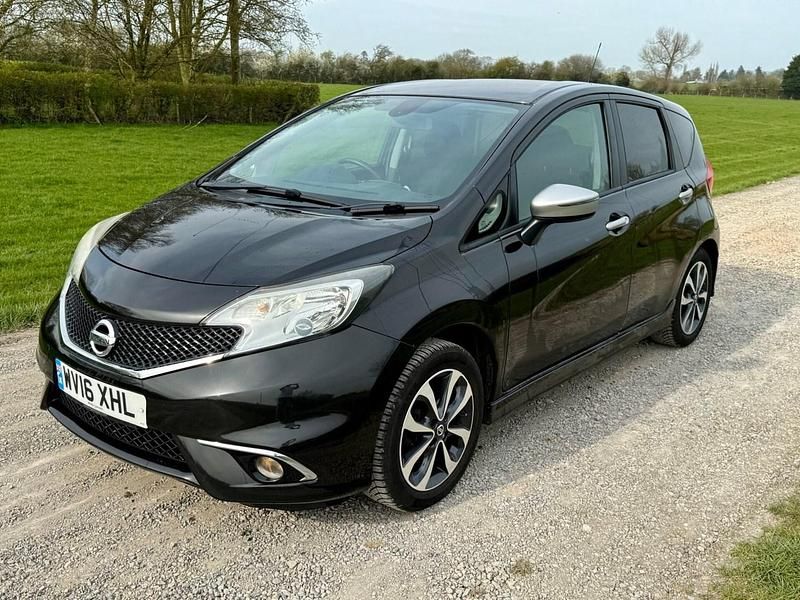 Used Nissan Note N-TEC 80 HP (58 kW) 2016 Black Hatchback