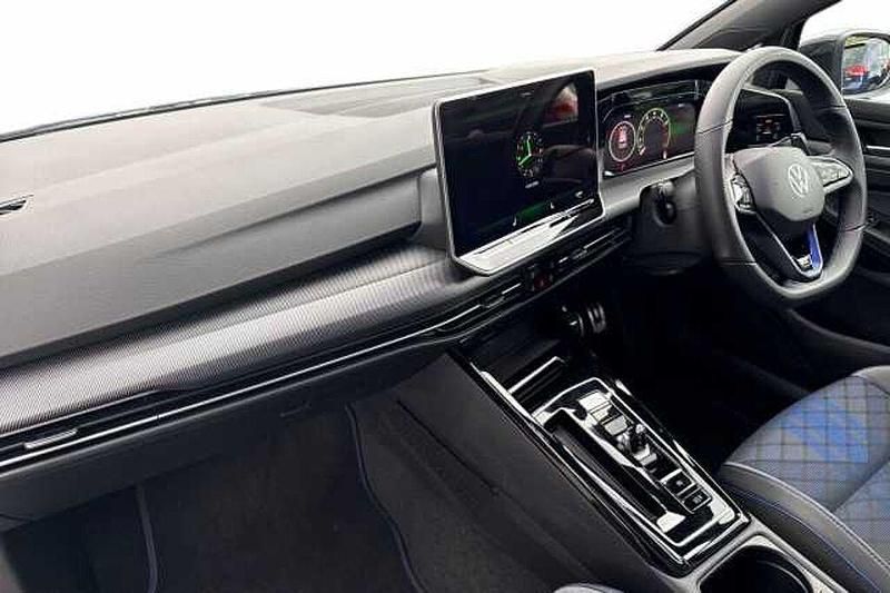 Used VW Golf VIII Black Edition 333 HP (244 kW) 2025 Black Hatchback