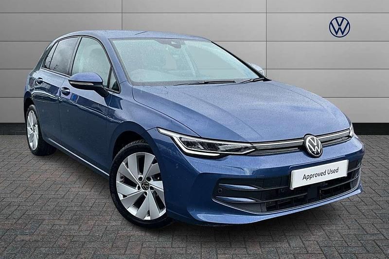 Blue Used 2024 VW Golf VIII Match Hatchback | £22,183 (Fair price) - Image 1/4