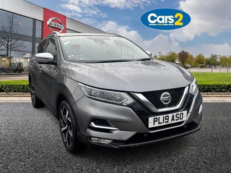 Grey Used 2019 Nissan Qashqai Tekna+ SUV | £15,590 (Fair price) - Image 1/4