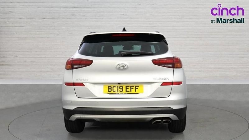 Używany Hyundai Tucson Premium SE 177 KM (130 kW) 2019 Srebrny SUV
