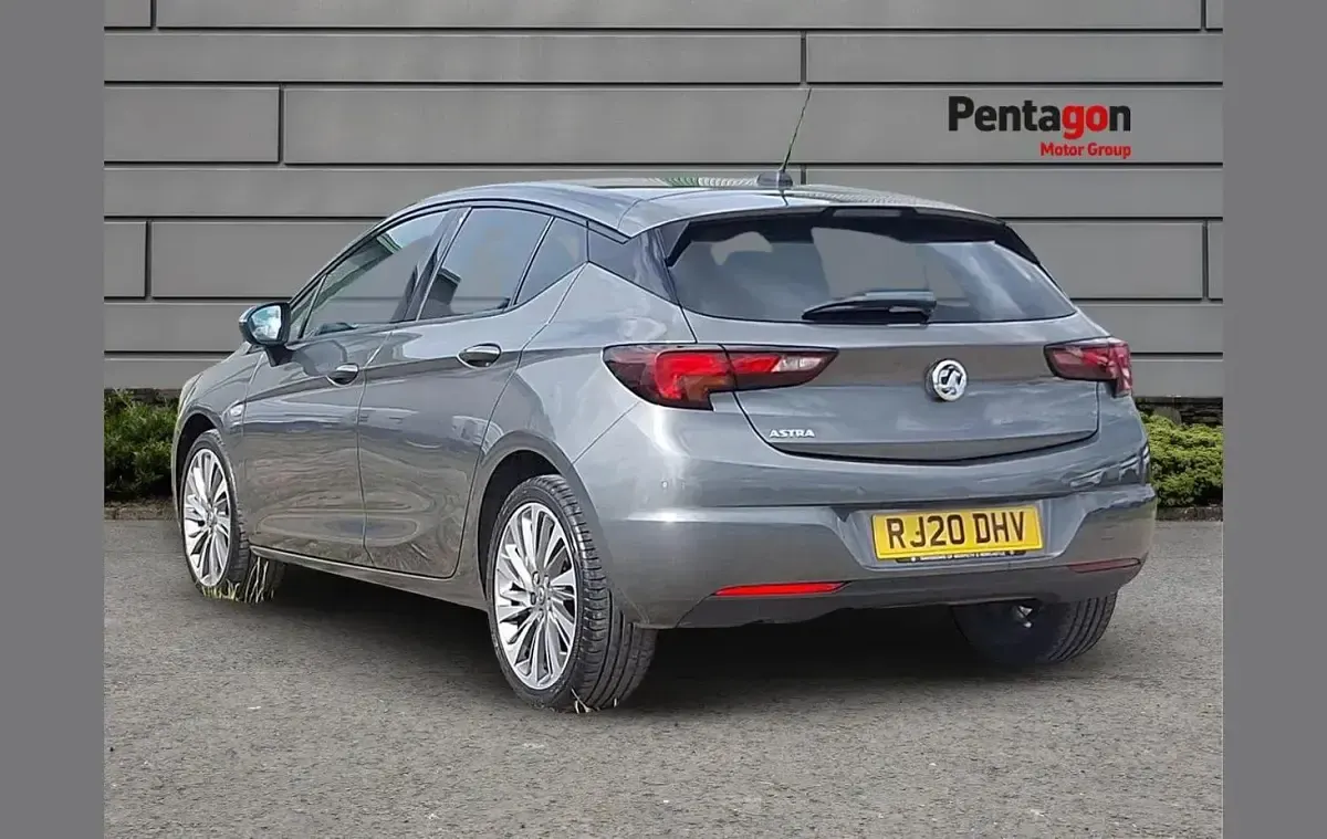 Used Vauxhall Astra SRi 143 HP (105 kW) 2020 Grey Hatchback
