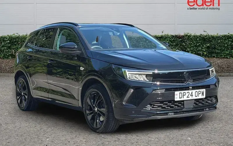 Used Vauxhall Grandland X 224 HP (164 kW) 2024 SUV