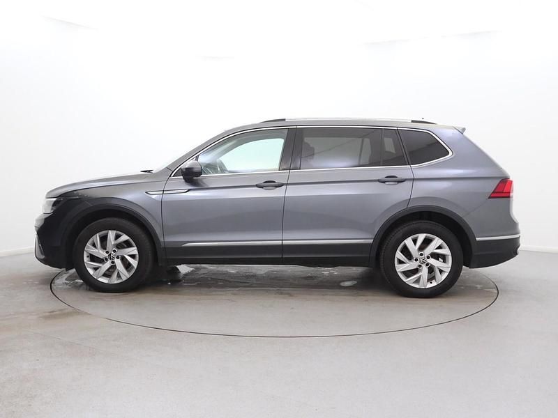 Used VW Tiguan Allspace Life 150 HP (110 kW) 2023 Grey SUV