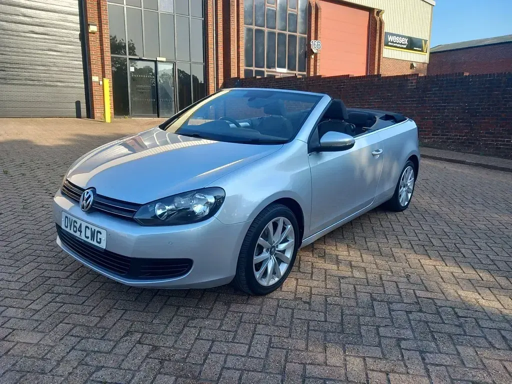 Used VW Golf Cabriolet SE 105 HP (77 kW) 2014 Silver Cabriolet