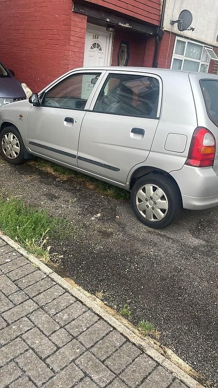 Image 2/4