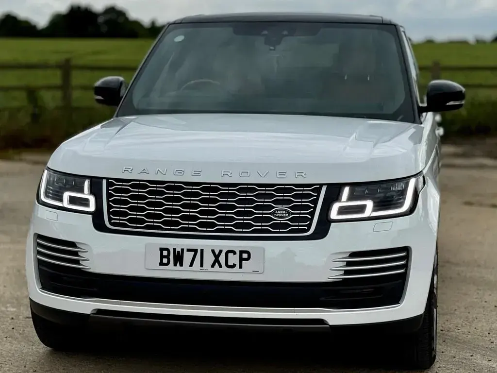 Used Land Rover Range Rover Autobiography 404 HP (297 kW) 2021 White SUV