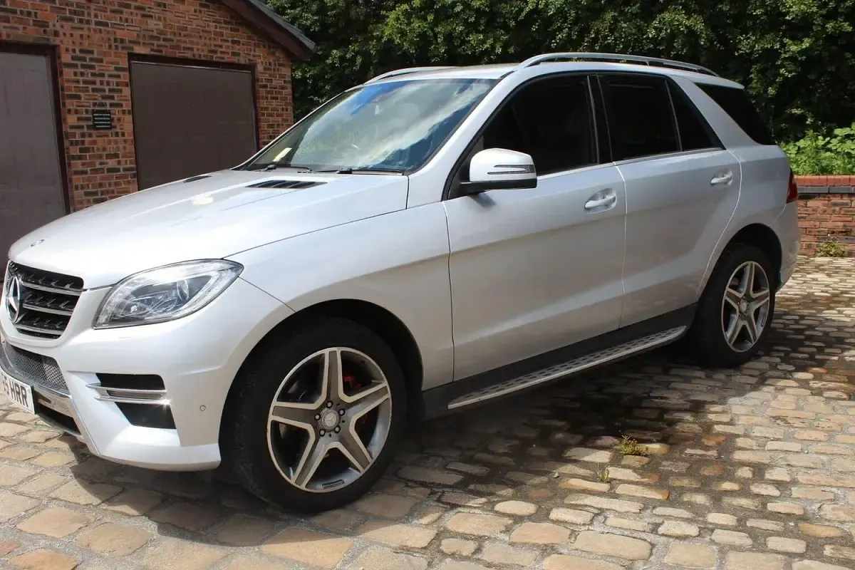Used Mercedes ML350 AMG line 258 HP (189 kW) 2015 Silver SUV
