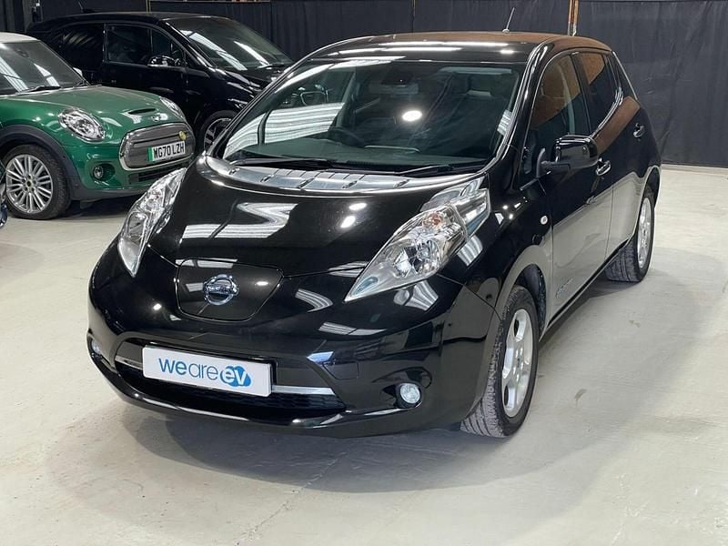 Black Used 2015 Nissan Leaf Acenta Hatchback | £3,925 (Fair price) - Image 1/4