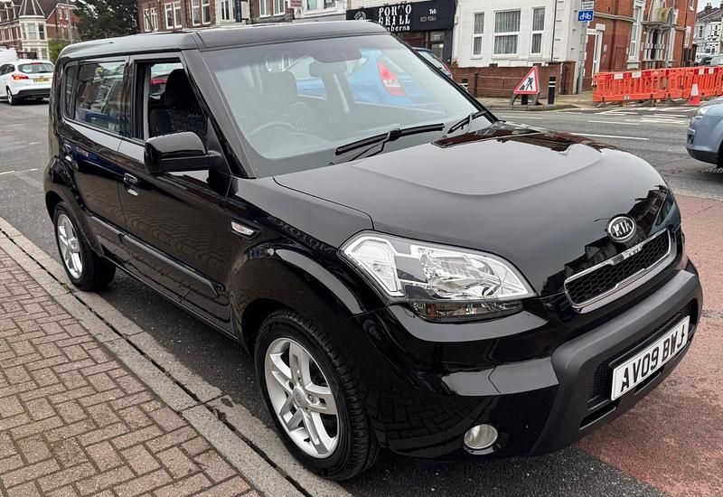 Used Kia Soul 124 HP (91 kW) 2009 Black SUV