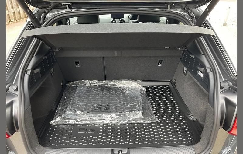 Used Audi Q2 S-Line 148 HP (108 kW) 2025 Grey SUV