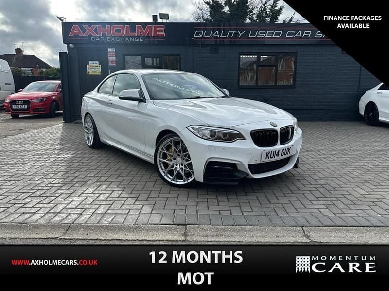 Used BMW M235 326 HP (239 kW) 2014 White Coupe