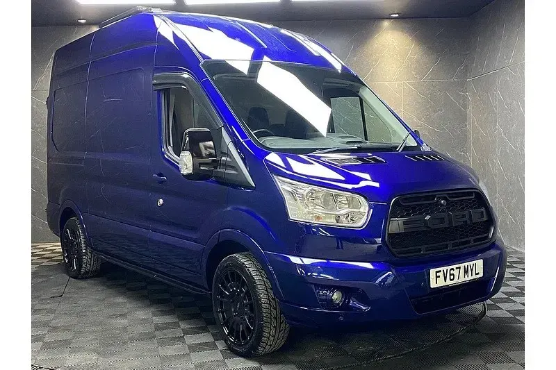 Usado Ford Transit 130 HP (95 kW) 2018 Azul Van