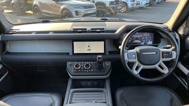 Used Land Rover Defender SE 2021 Black SUV