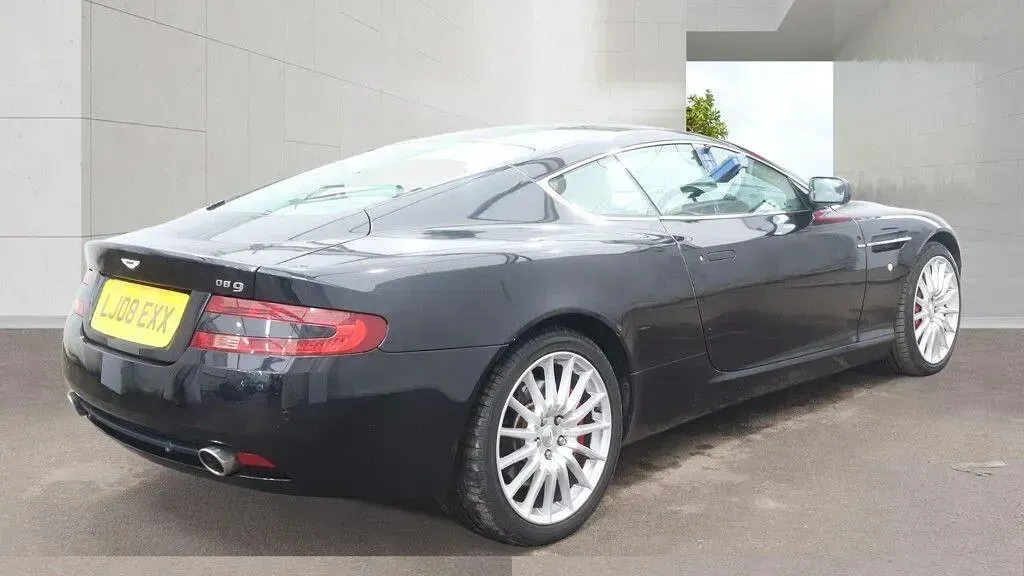Used Aston Martin DB9 456 HP (335 kW) 2008 Black Coupe