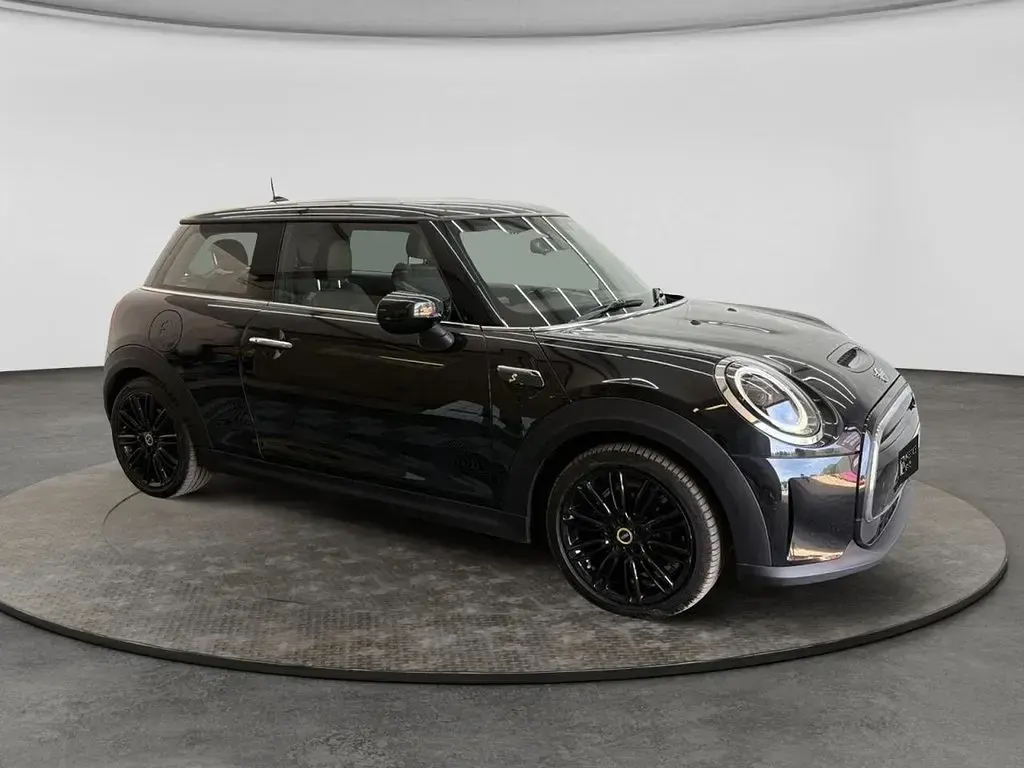 Used Mini Cooper SE Hatch 135 kW (184 HP) 2023 Black Hatchback